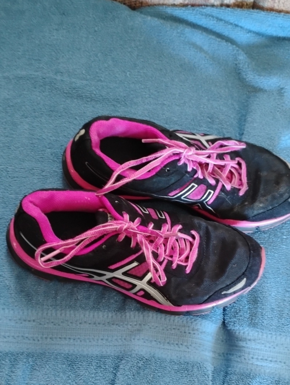 Asics Black and Pink Women's Athletic Running Sneakers.